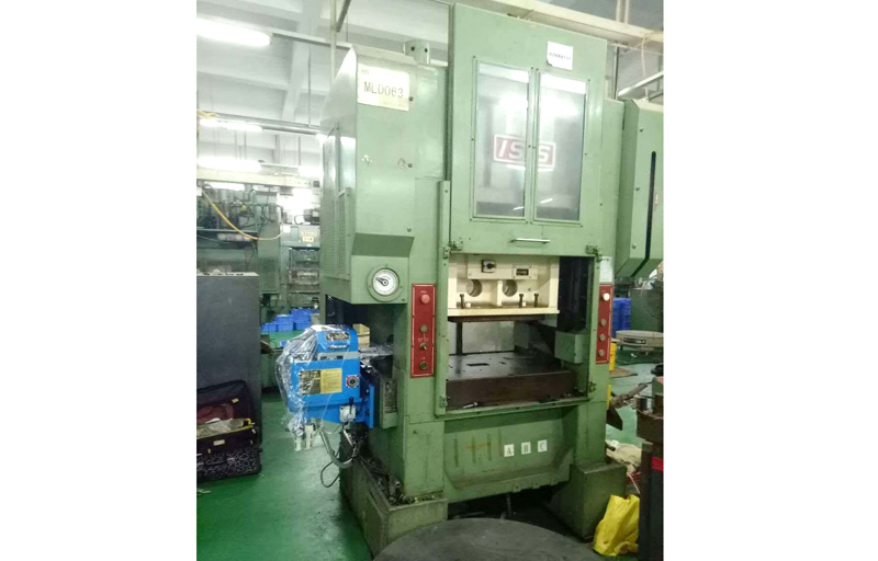 Japan ISIS punch machine with JoeSure clamp feeder